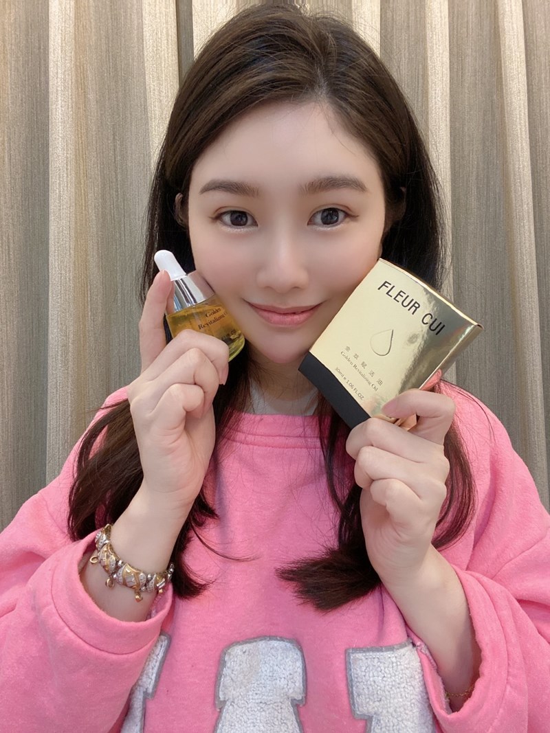 女人知己試用大隊,口碑行銷,部落客行銷,FLEUR CUI繁花萃 金萃賦活油,FLEUR CUI 金萃賦活油,繁花萃 金萃賦活油,小金瓶,舒緩疲倦的肌膚,臉部保養油,鎖水保濕,撫平細紋,天然精油香氣，可紓緩壓力,防止肌膚老化