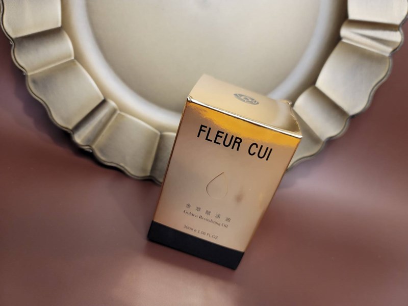 女人知己試用大隊,口碑行銷,部落客行銷,FLEUR CUI繁花萃 金萃賦活油,FLEUR CUI 金萃賦活油,繁花萃 金萃賦活油,小金瓶,舒緩疲倦的肌膚,臉部保養油,鎖水保濕,撫平細紋,天然精油香氣，可紓緩壓力,防止肌膚老化