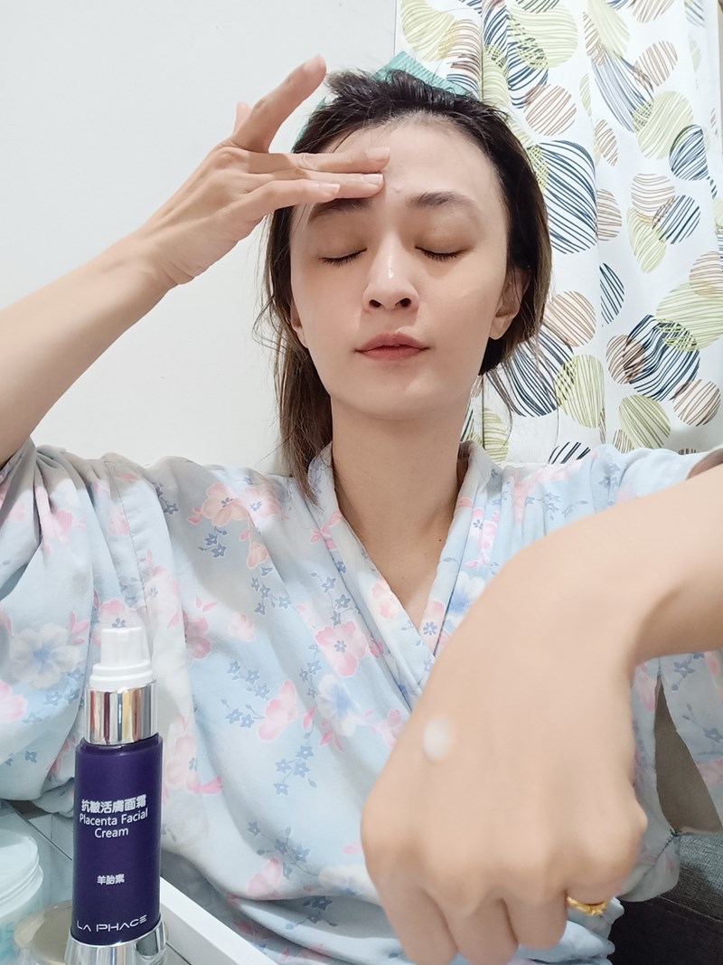 女人知己試用大隊,口碑行銷,部落客行銷,La Phace 抗皺活膚面霜,茶望國際,一抹就爆水,清爽不黏膩,水解胎盤(羊)萃取液,鎖水,改善暗沉,柔嫩,維持肌膚彈性,延緩肌膚老化,淡化皺紋,全天保水不間斷