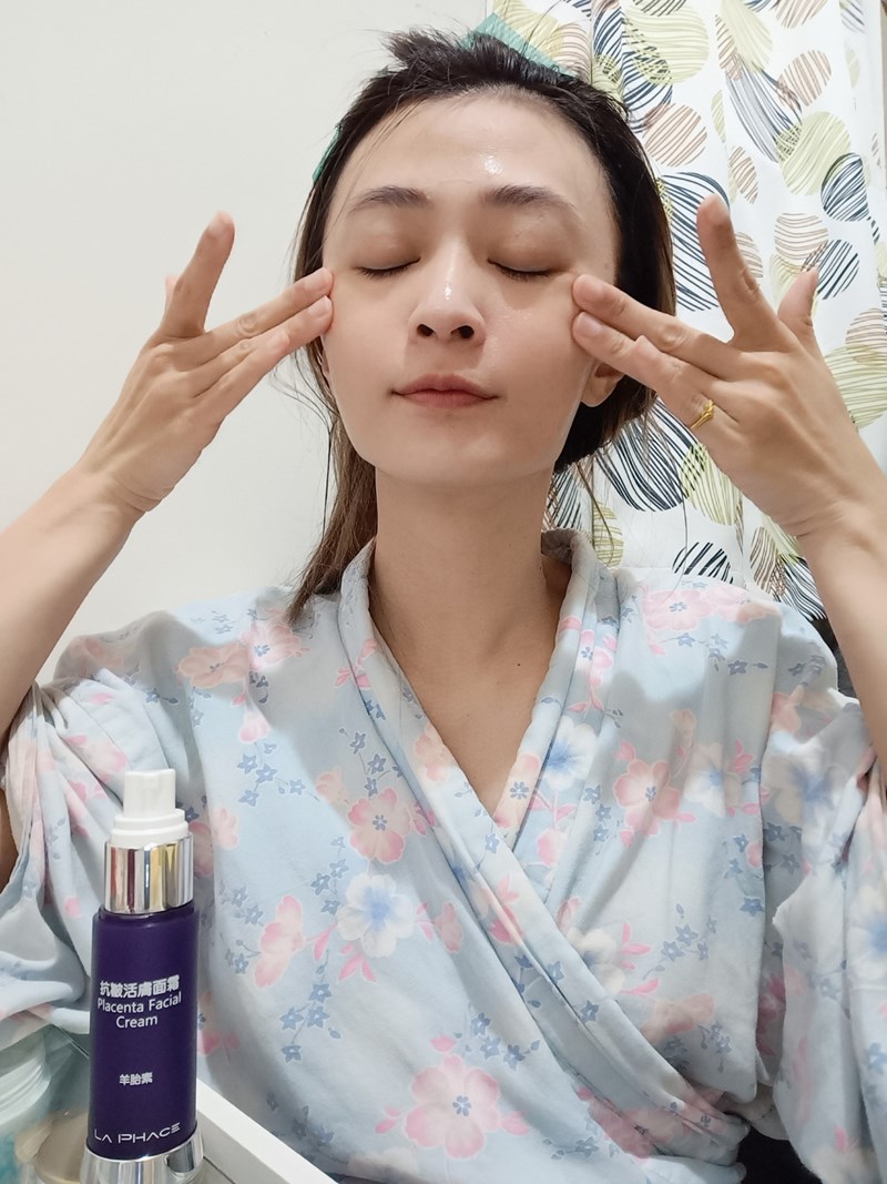 女人知己試用大隊,口碑行銷,部落客行銷,La Phace 抗皺活膚面霜,茶望國際,一抹就爆水,清爽不黏膩,水解胎盤(羊)萃取液,鎖水,改善暗沉,柔嫩,維持肌膚彈性,延緩肌膚老化,淡化皺紋,全天保水不間斷