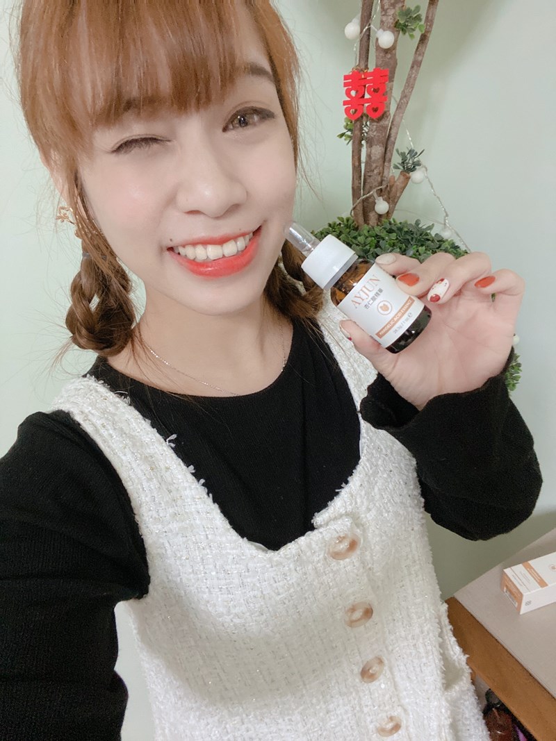 女人知己試用大隊,口碑行銷,部落客行銷,AYJUN 精華抗痘組,AYJUN 全方位修護精華,AYJUN 白夏菊呵護保濕精華,杏仁酸,七葉樹,金縷梅,茶樹精油,舒緩,保濕,平衡油脂分泌,淨化毛孔,抗痘,保水,改善肌膚暗沉,去除老廢角質,調理膚質,白夏菊,天然海藻醣,洋甘菊,舒敏,保濕,保水,舒緩,鎖水,滋潤肌膚,敏感性肌膚