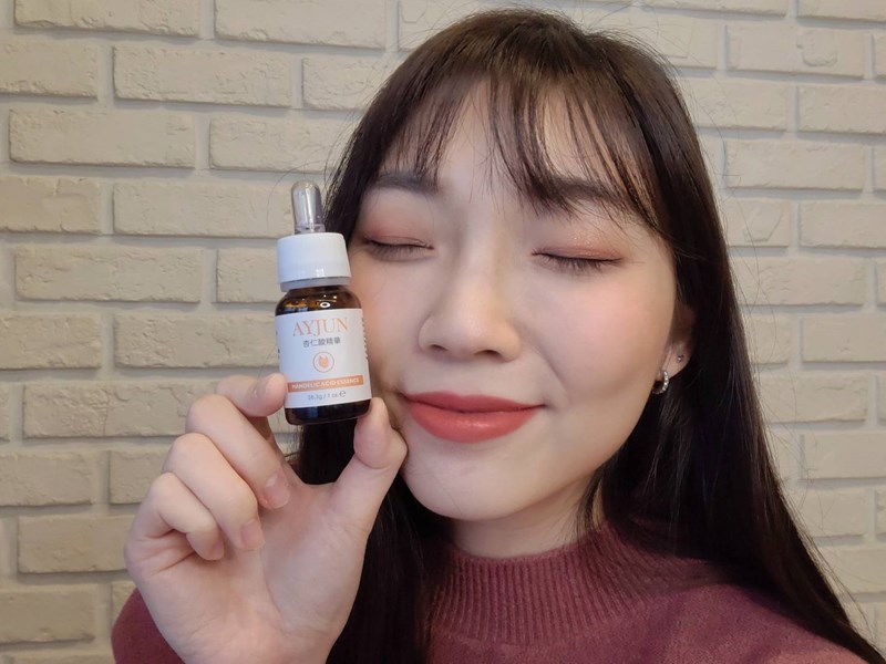 女人知己試用大隊,口碑行銷,部落客行銷,AYJUN 精華抗痘組,AYJUN 全方位修護精華,AYJUN 白夏菊呵護保濕精華,杏仁酸,七葉樹,金縷梅,茶樹精油,舒緩,保濕,平衡油脂分泌,淨化毛孔,抗痘,保水,改善肌膚暗沉,去除老廢角質,調理膚質,白夏菊,天然海藻醣,洋甘菊,舒敏,保濕,保水,舒緩,鎖水,滋潤肌膚,敏感性肌膚