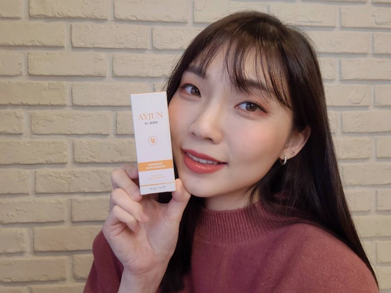 女人知己試用大隊,口碑行銷,部落客行銷,AYJUN 精華抗痘組,AYJUN 全方位修護精華,AYJUN 白夏菊呵護保濕精華,杏仁酸,七葉樹,金縷梅,茶樹精油,舒緩,保濕,平衡油脂分泌,淨化毛孔,抗痘,保水,改善肌膚暗沉,去除老廢角質,調理膚質,白夏菊,天然海藻醣,洋甘菊,舒敏,保濕,保水,舒緩,鎖水,滋潤肌膚,敏感性肌膚