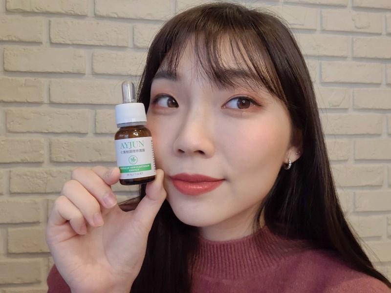 女人知己試用大隊,口碑行銷,部落客行銷,AYJUN 精華抗痘組,AYJUN 全方位修護精華,AYJUN 白夏菊呵護保濕精華,杏仁酸,七葉樹,金縷梅,茶樹精油,舒緩,保濕,平衡油脂分泌,淨化毛孔,抗痘,保水,改善肌膚暗沉,去除老廢角質,調理膚質,白夏菊,天然海藻醣,洋甘菊,舒敏,保濕,保水,舒緩,鎖水,滋潤肌膚,敏感性肌膚