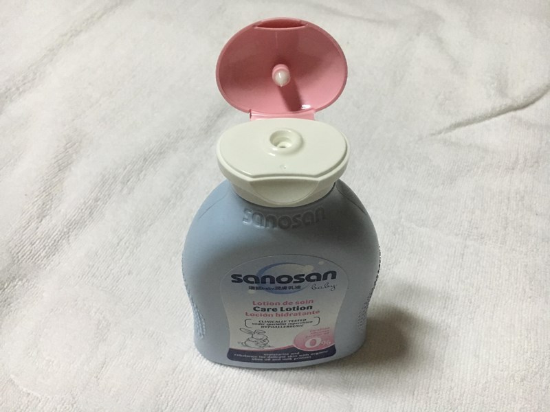 女人知己試用大隊,sanosan德國珊諾,珊諾baby潤膚乳液,珊諾保養系列正在買一送一,新生兒寶寶最適用,德國原裝進口,通過肌膚醫學測試,德國助產醫師推薦,溫和不易致敏,水解乳蛋白,有機橄欖果油,尿囊素,洋甘橘萃取物,甜沒藥,水潤零負擔,不黏膩,肌膚好吸收