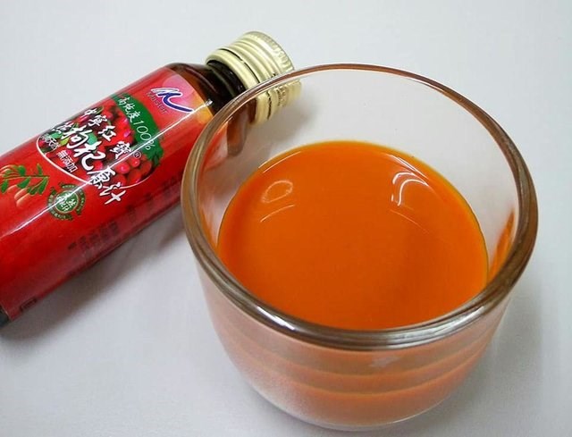 女人知己試用大隊,水伊人中寧紅寶天然枸杞原汁,枸杞汁,枸杞原汁,枸杞多醣,鮮果枸杞汁,寧夏枸杞原汁,豐富的胡蘿蔔素,多種維生素和鈣,玉米黃素,枸杞100%萃取,不添加防腐劑,調節生體機能,滋補強身