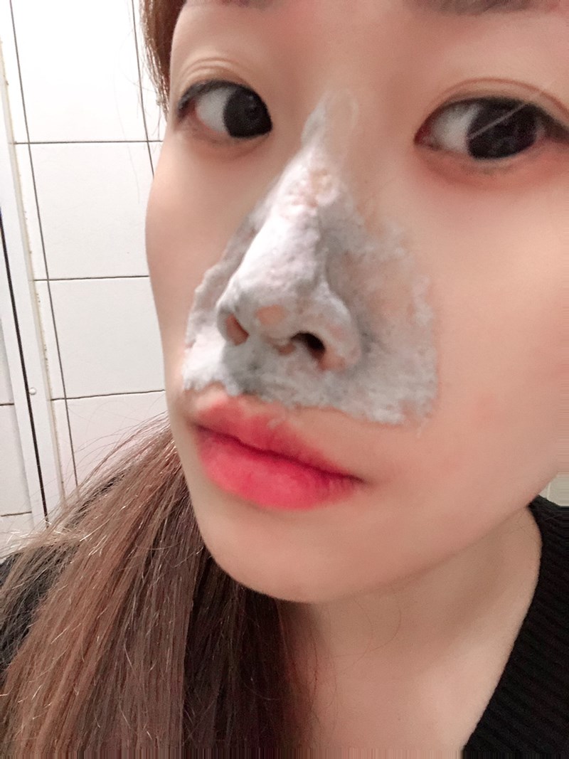 女人知己試用大隊,JUSO KURO PACK 2分鐘去黑頭粉刺泡泡奇蹟鼻膜,碳酸泡泡鼻膜,黑炭凝膠,清除毛孔汙垢,毛孔清潔