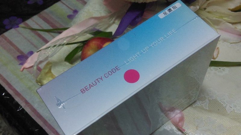 女人知己試用大隊,魔幻奇肌紅光儀,時光密碼,
BeautyCode,紅光儀/紅光機/美容儀/光療機,緊緻,Q彈,膠原自生,非侵入式,無傷口,
居家保養,撫紋,能量直達真皮層