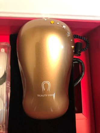 女人知己試用大隊,魔幻奇肌紅光儀,時光密碼,
BeautyCode,紅光儀/紅光機/美容儀/光療機,緊緻,Q彈,膠原自生,非侵入式,無傷口,
居家保養,撫紋,能量直達真皮層