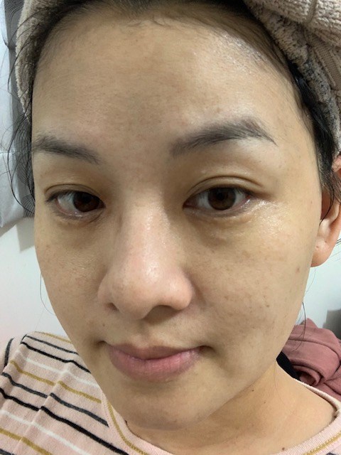 女人知己試用大隊,銀耳多醣活妍晶萃逆時凝沙凍,銀耳萃取,
植萃精華,吉拉索蘆薈萃取,祕魯人蔘根,橄欖葉萃取,
露珠草萃取液,無人工香料,不含酒精,
清爽不黏膩,保濕,柔嫩,光滑,緊實,改善暗沉
