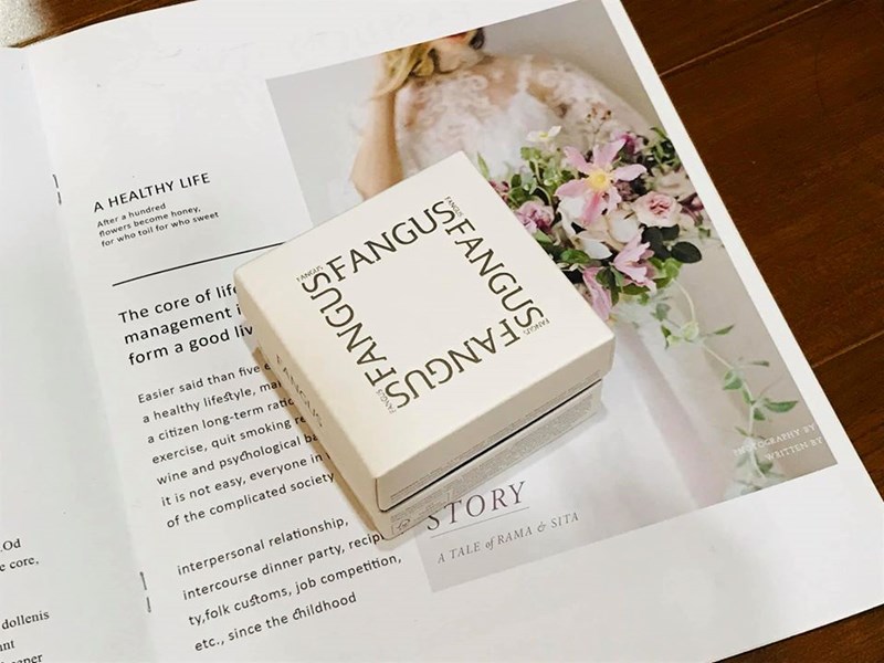 女人知己試用大隊,銀耳多醣活妍晶萃逆時凝沙凍,銀耳萃取,
植萃精華,吉拉索蘆薈萃取,祕魯人蔘根,橄欖葉萃取,
露珠草萃取液,無人工香料,不含酒精,
清爽不黏膩,保濕,柔嫩,光滑,緊實,改善暗沉
