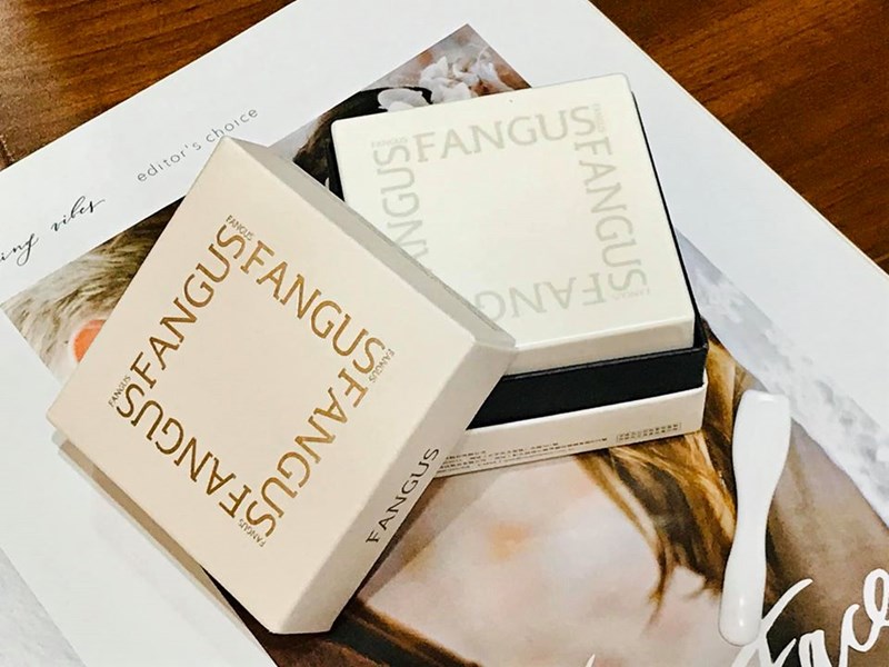 女人知己試用大隊,銀耳多醣活妍晶萃逆時凝沙凍,銀耳萃取,
植萃精華,吉拉索蘆薈萃取,祕魯人蔘根,橄欖葉萃取,
露珠草萃取液,無人工香料,不含酒精,
清爽不黏膩,保濕,柔嫩,光滑,緊實,改善暗沉
