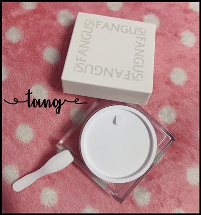 女人知己試用大隊,銀耳多醣活妍晶萃逆時凝沙凍,銀耳萃取,
植萃精華,吉拉索蘆薈萃取,祕魯人蔘根,橄欖葉萃取,
露珠草萃取液,無人工香料,不含酒精,
清爽不黏膩,保濕,柔嫩,光滑,緊實,改善暗沉
