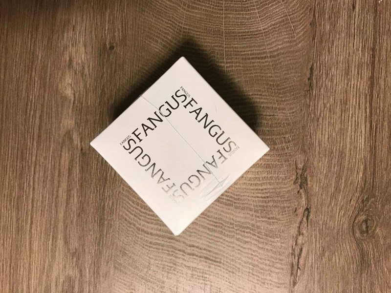 女人知己試用大隊,銀耳多醣活妍晶萃逆時凝沙凍,銀耳萃取,
植萃精華,吉拉索蘆薈萃取,祕魯人蔘根,橄欖葉萃取,
露珠草萃取液,無人工香料,不含酒精,
清爽不黏膩,保濕,柔嫩,光滑,緊實,改善暗沉
