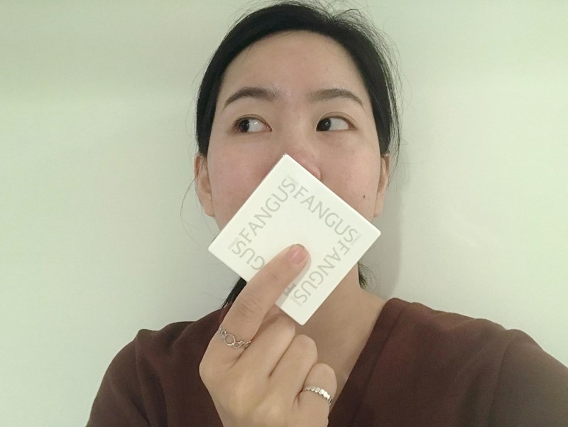 女人知己試用大隊,銀耳多醣活妍晶萃逆時凝沙凍,銀耳萃取,
植萃精華,吉拉索蘆薈萃取,祕魯人蔘根,橄欖葉萃取,
露珠草萃取液,無人工香料,不含酒精,
清爽不黏膩,保濕,柔嫩,光滑,緊實,改善暗沉
