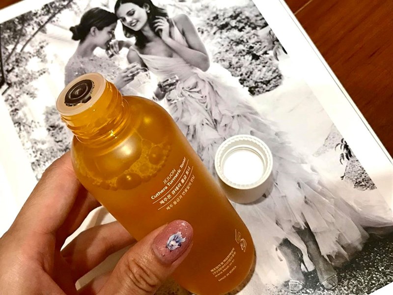 女人知己試用大隊,韓國,韓國原裝進口,JEJUON薑黃煥顏滋潤化妝水,JEJUON薑黃煥顏滋潤精華乳,JEJUON薑黃煥顏滋潤面霜,JEJUON薑黃煥顏滋潤禮盒組,濟州島,姜黃根,天然草本植物,天然精油香料,水解膠原蛋白,玻尿酸,天然防腐劑,保濕,清爽,抗老,抗皺,抗氧化,修復,抑制黑色素形成