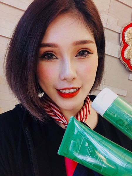 女人知己試用大隊,口碑行銷,pfle scalp洗髮精S,pfle scalp護髮素R,pfle scalp洗護組,低刺激性,植物胺基酸,綠茶萃取,水解蠶絲蛋白,純天然成分,修護分岔受損秀髮