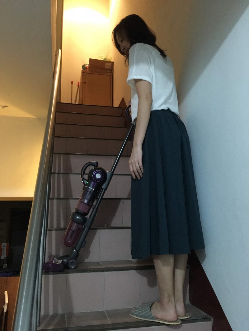 女人知己試用大隊,德國SABA極輕量數位無線吸塵器,德國SABA,德國品牌,德國科技,極輕量,無線吸塵器,自走科技,不纏毛